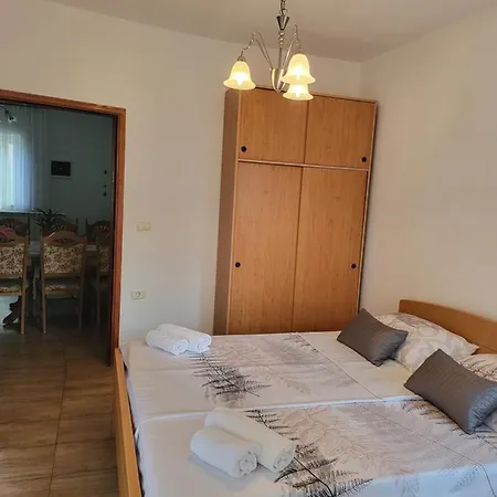 דירה Apartma Delfin