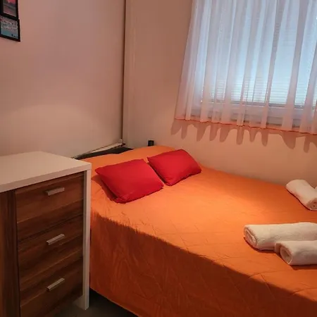 דירה Apartma Delfin איזולה